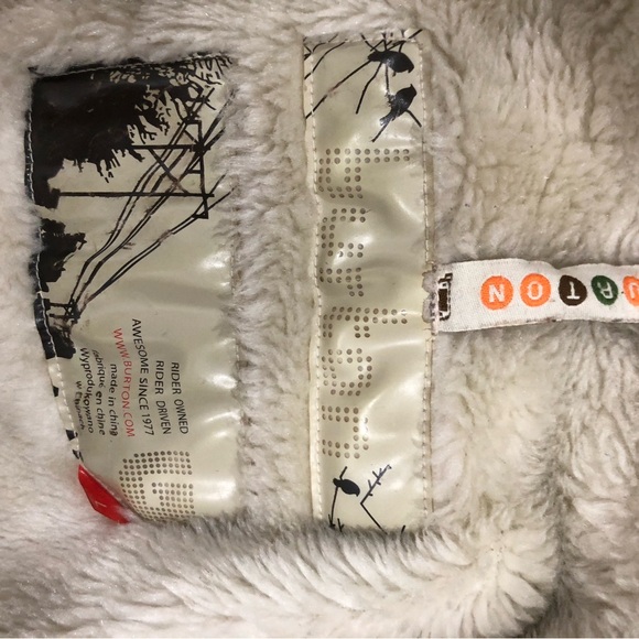 Stylish Beige Hooded Jacket - Picture 7 of 7